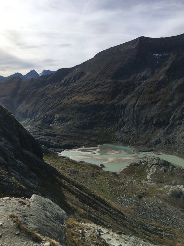 2019-Glocknerrunde - am Glocknerhaus Blick auf dem Gletschersee