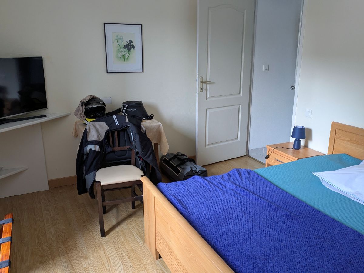 05-mein-Zimmer-im-Hotel-Ducret